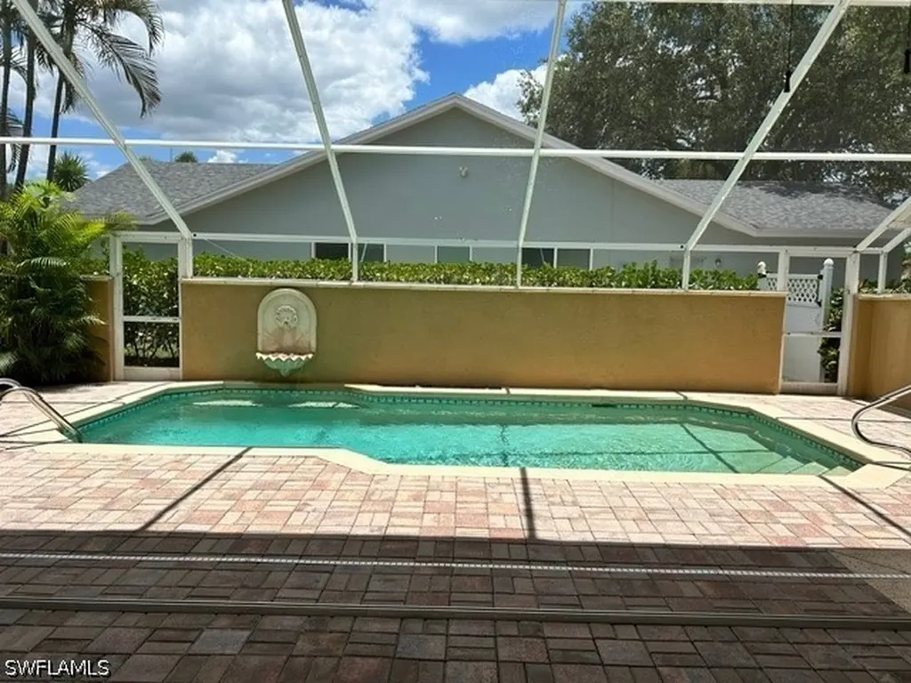2312 Kings Lake Boulevard Naples FL 34112