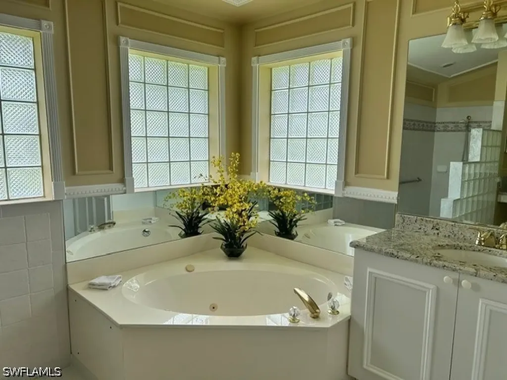 2312 Kings Lake Boulevard Naples FL 34112