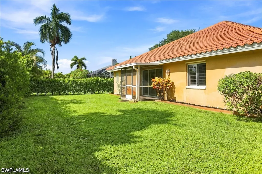 2312 Kings Lake Boulevard Naples FL 34112