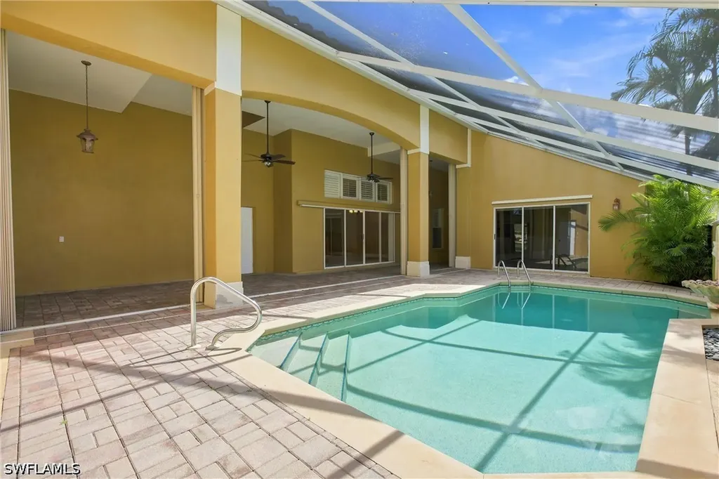 2312 Kings Lake Boulevard Naples FL 34112