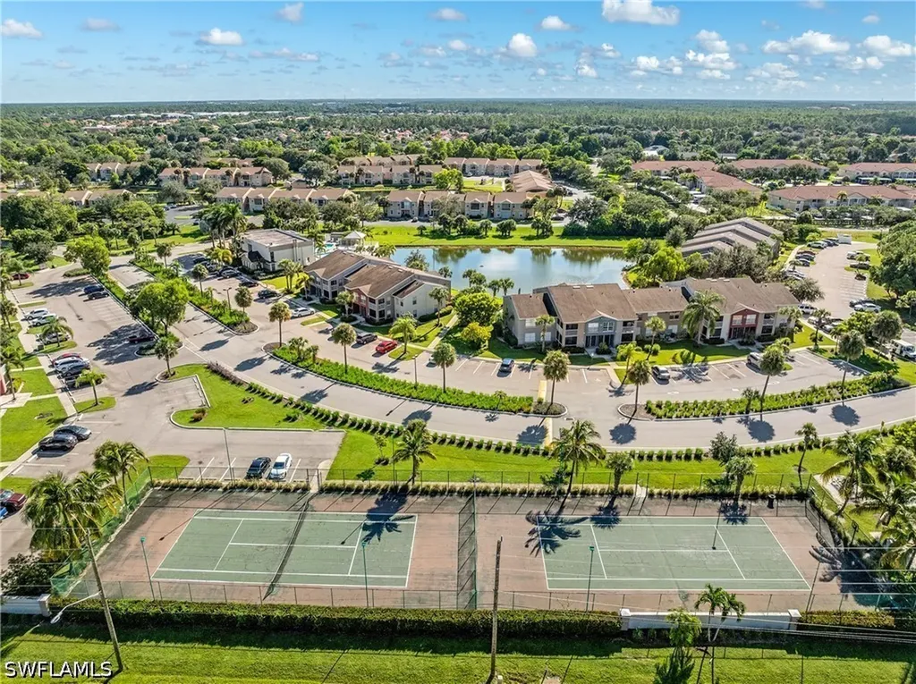 185 Santa Clara Drive Naples FL 34104