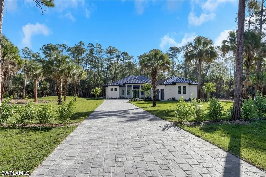 1618 19th Street SW Naples FL 34117
