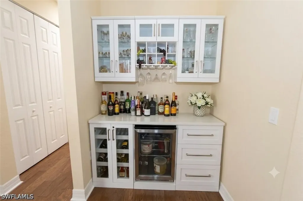 13728 Luna Drive Naples FL 34109