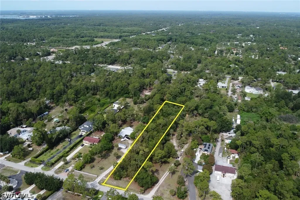 Xxx 12 Street NE Naples FL 34120