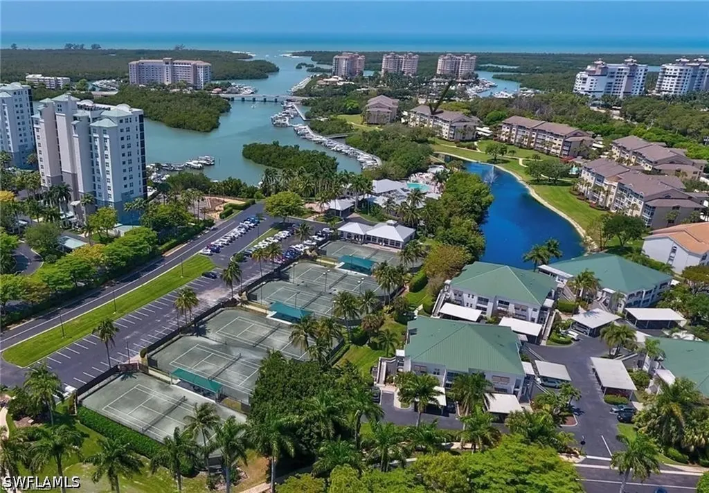 736 Wiggins Lake Drive Naples FL 34110