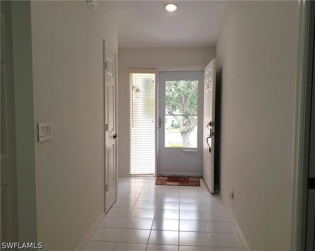 736 Wiggins Lake Drive Naples FL 34110