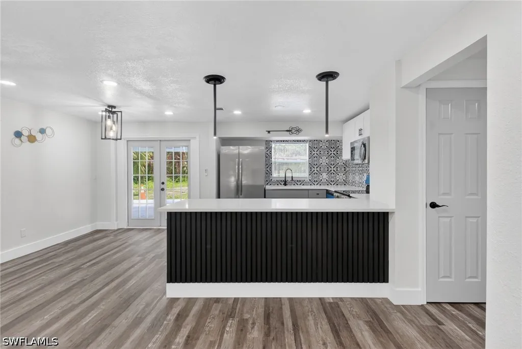 280 1st Street NW Naples FL 34120