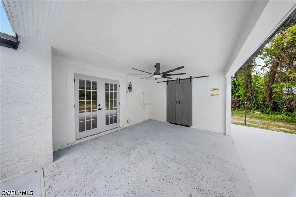 280 1st Street NW Naples FL 34120