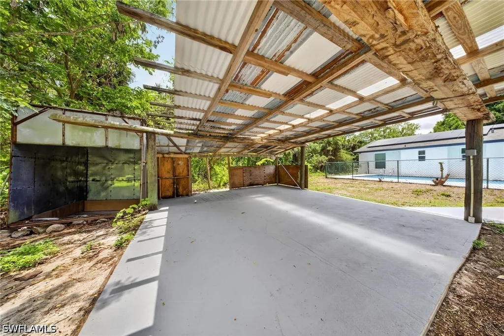 280 1st Street NW Naples FL 34120