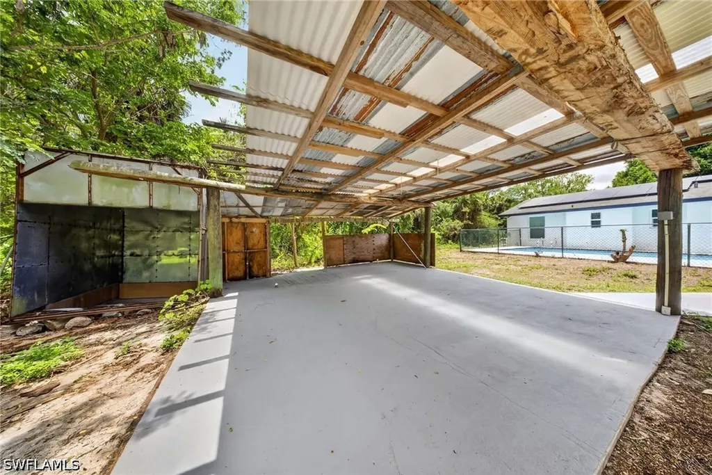 280 1st Street NW Naples FL 34120
