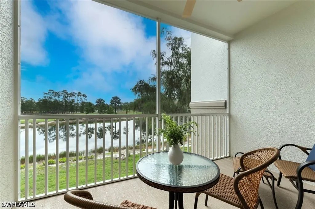 8247 Parkstone Place Naples FL 34120