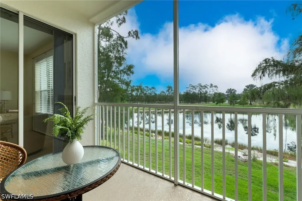 8247 Parkstone Place Naples FL 34120