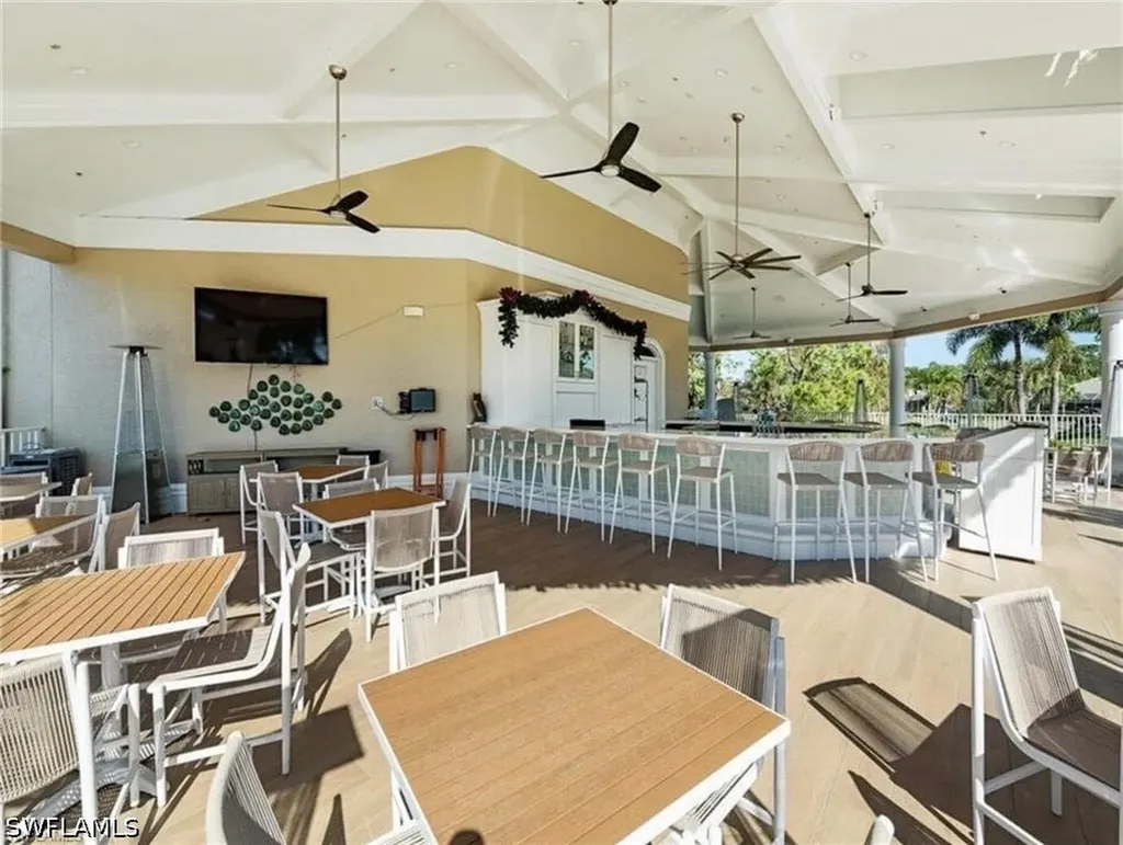 8247 Parkstone Place Naples FL 34120