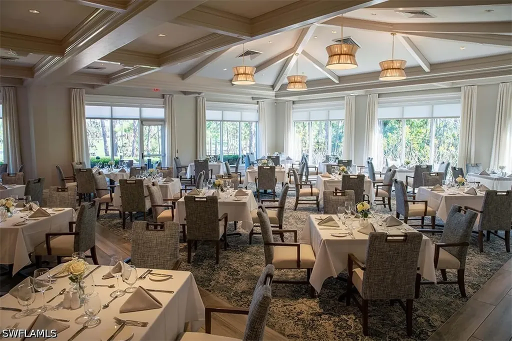 8247 Parkstone Place Naples FL 34120