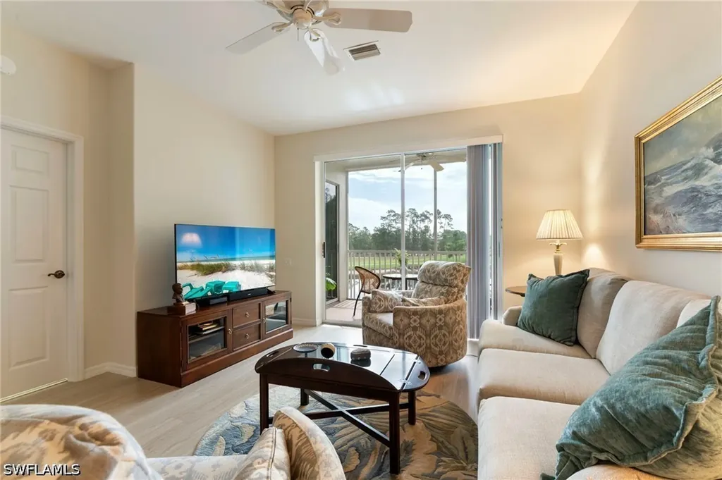 8247 Parkstone Place Naples FL 34120