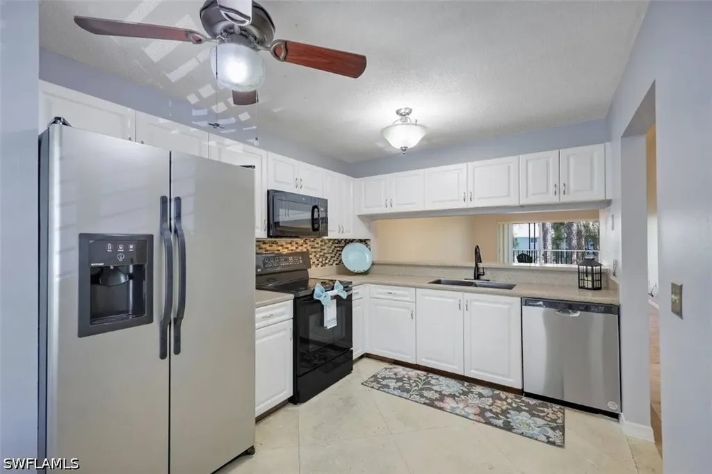 Naples FL, 5685 Whitaker Road, Unit 202