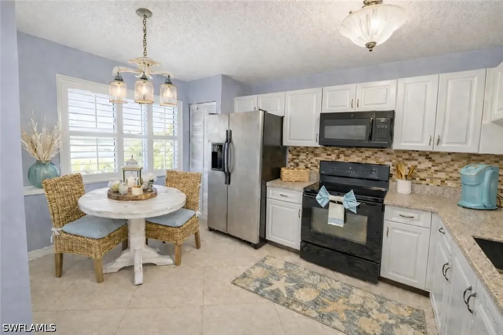 5685 Whitaker Road Naples FL 34112