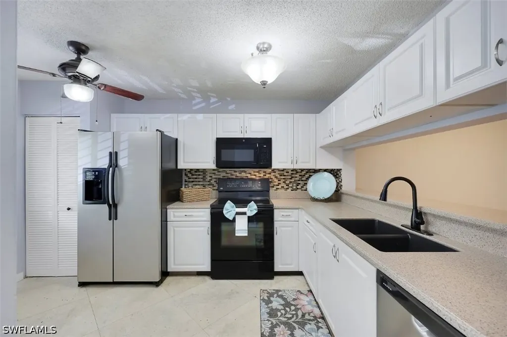 5685 Whitaker Road Naples FL 34112