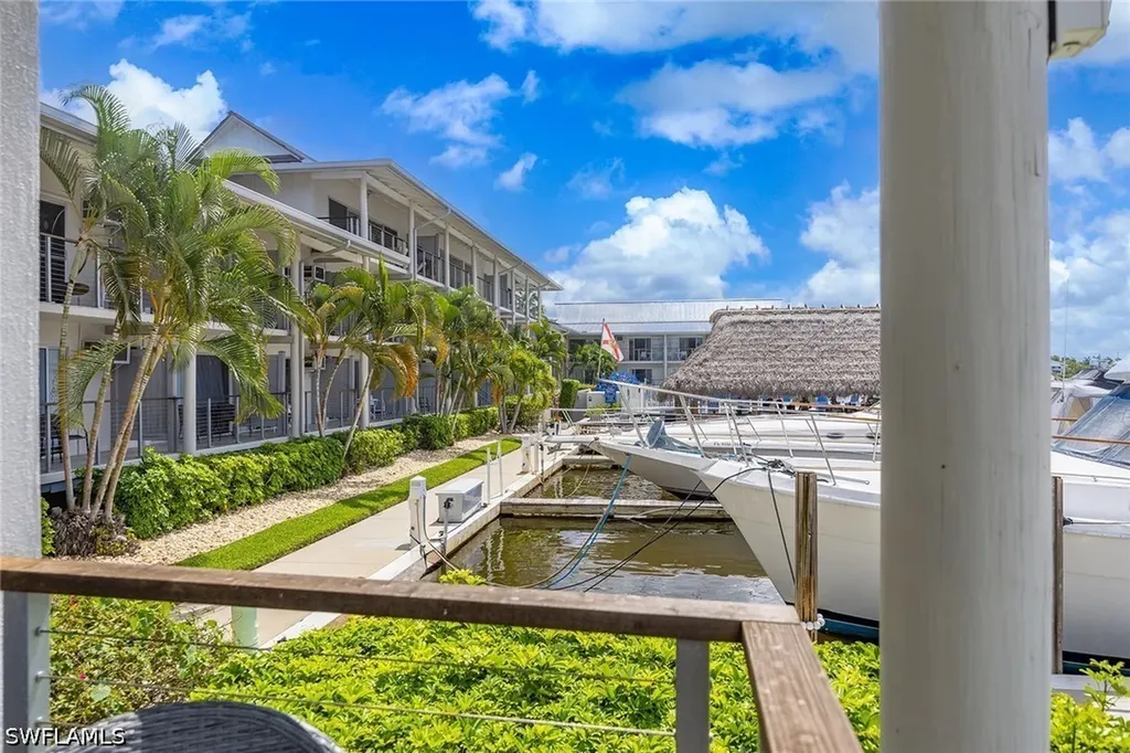 900 Broad Avenue S Naples FL 34102