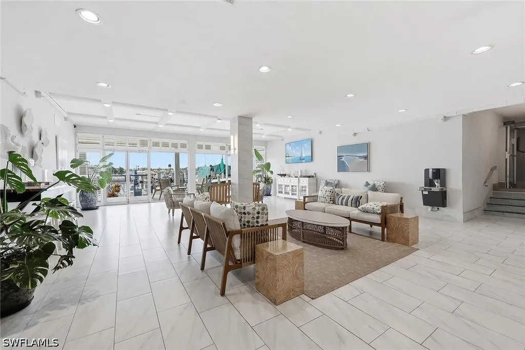 900 Broad Avenue S Naples FL 34102