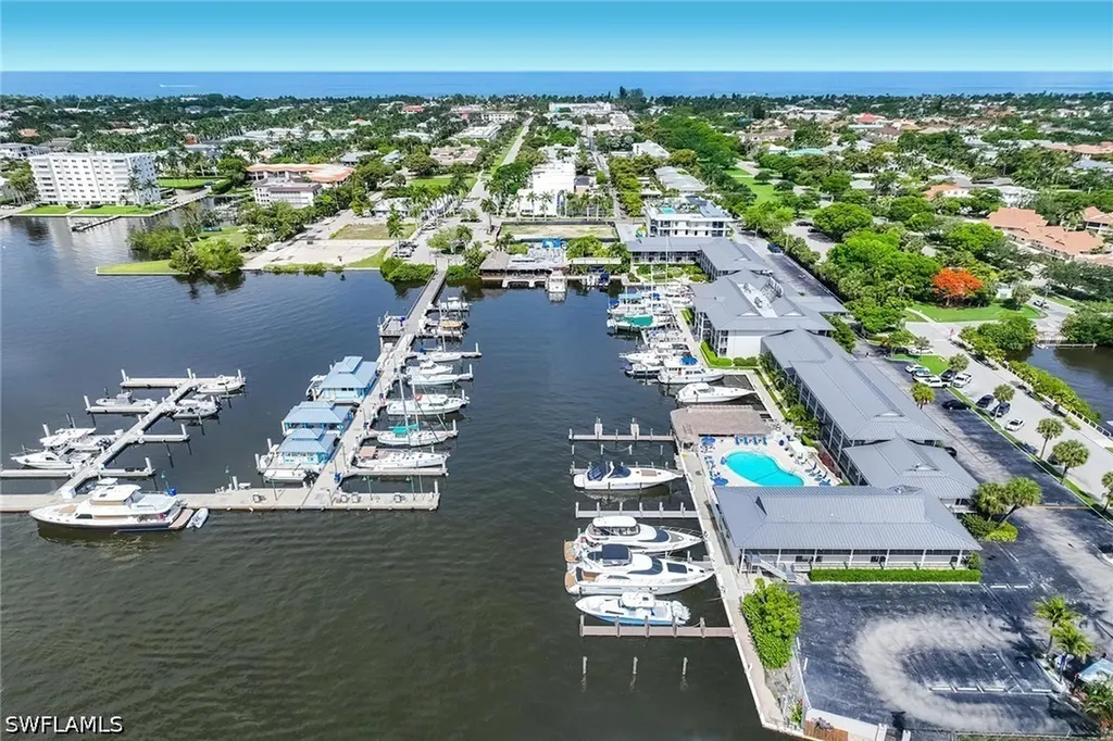 900 Broad Avenue S Naples FL 34102