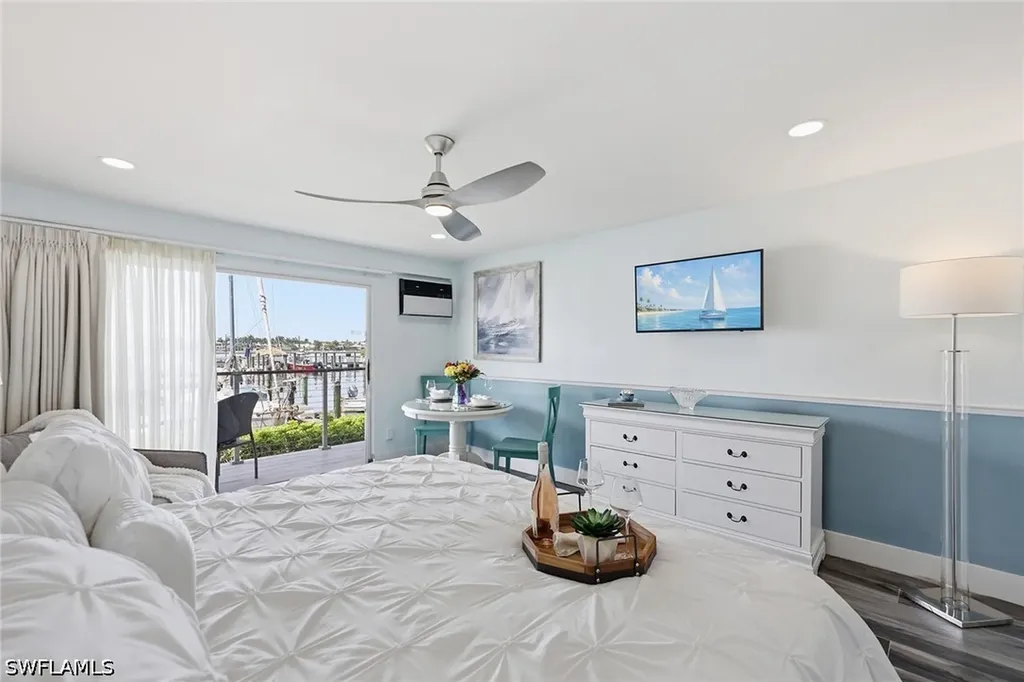900 Broad Avenue S Naples FL 34102