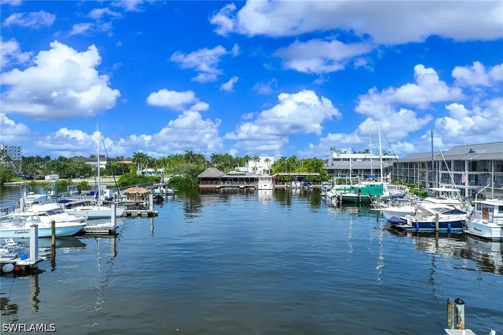 900 Broad Avenue S Naples FL 34102