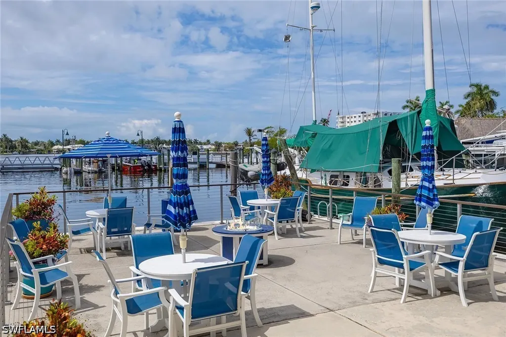 900 Broad Avenue S Naples FL 34102
