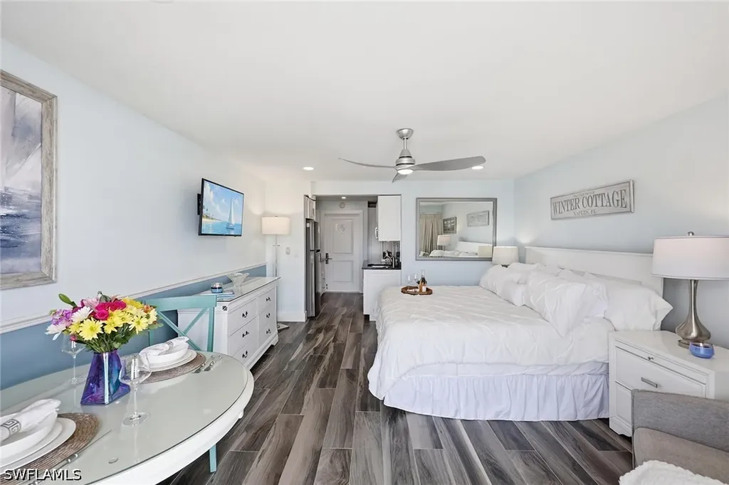 900 Broad Avenue S Naples FL 34102