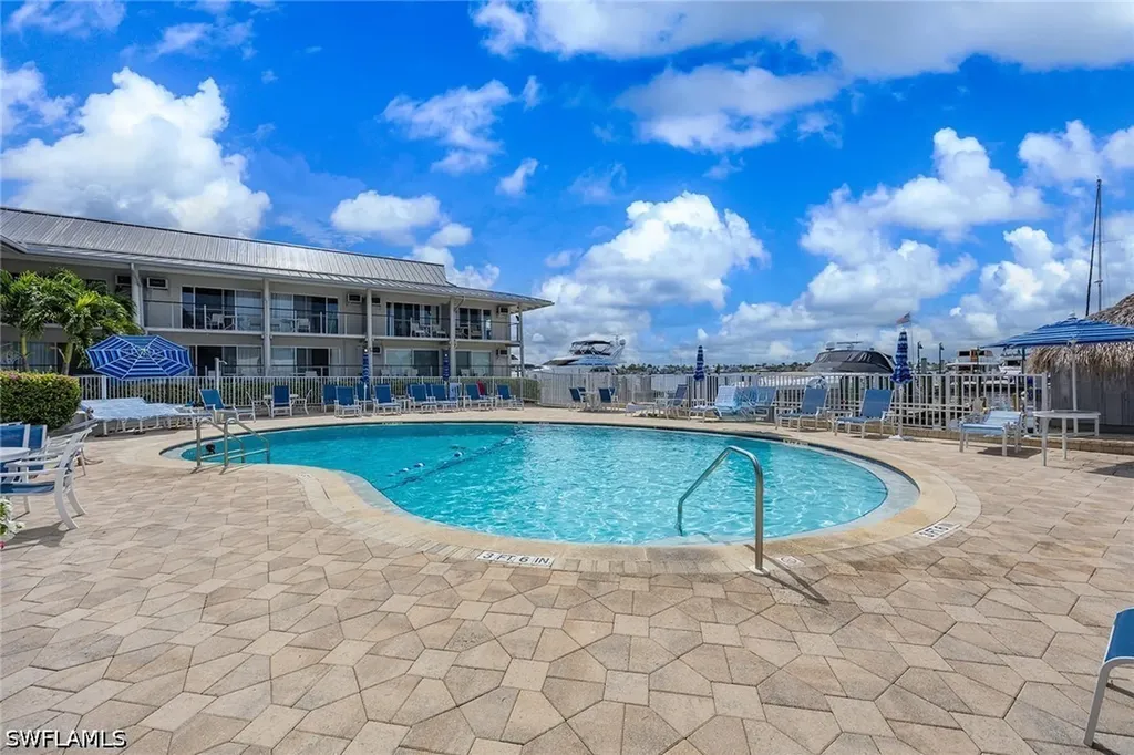 900 Broad Avenue S Naples FL 34102