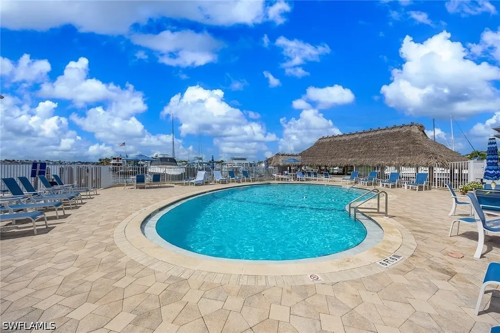900 Broad Avenue S Naples FL 34102