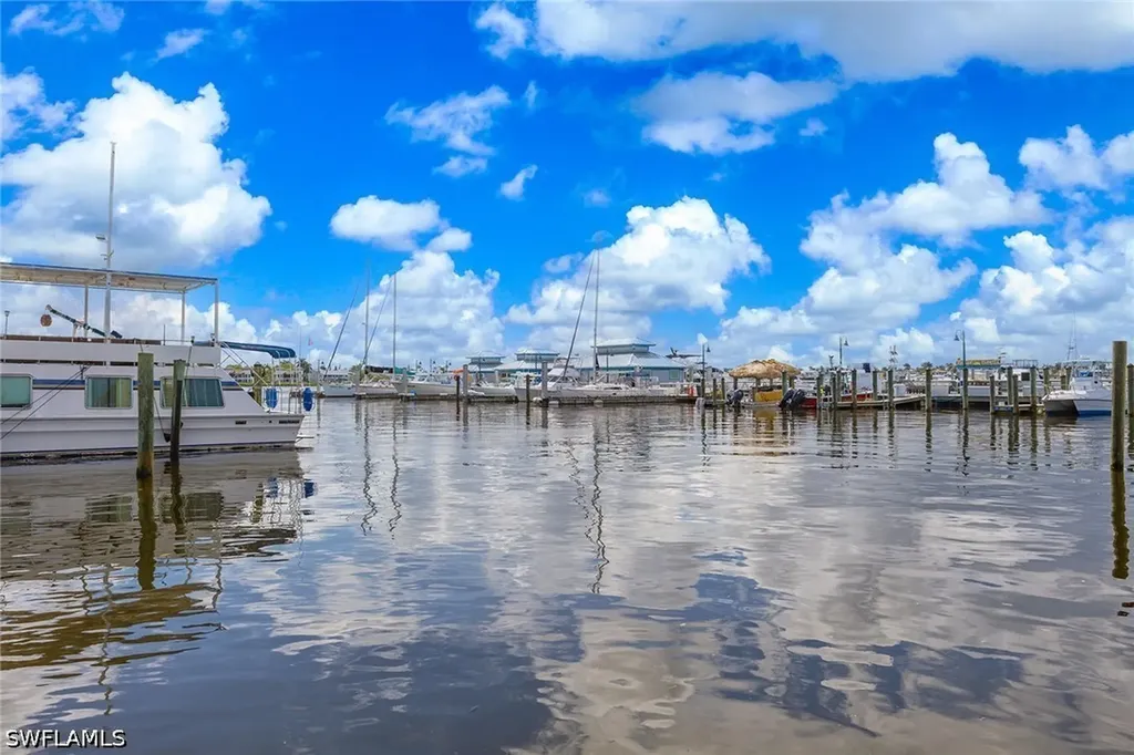 900 Broad Avenue S Naples FL 34102