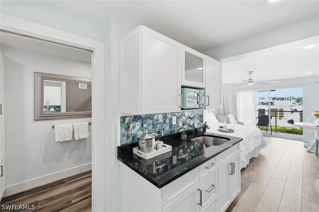 900 Broad Avenue S Naples FL 34102