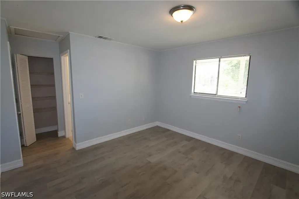 2445 Thomasson Drive Naples FL 34112