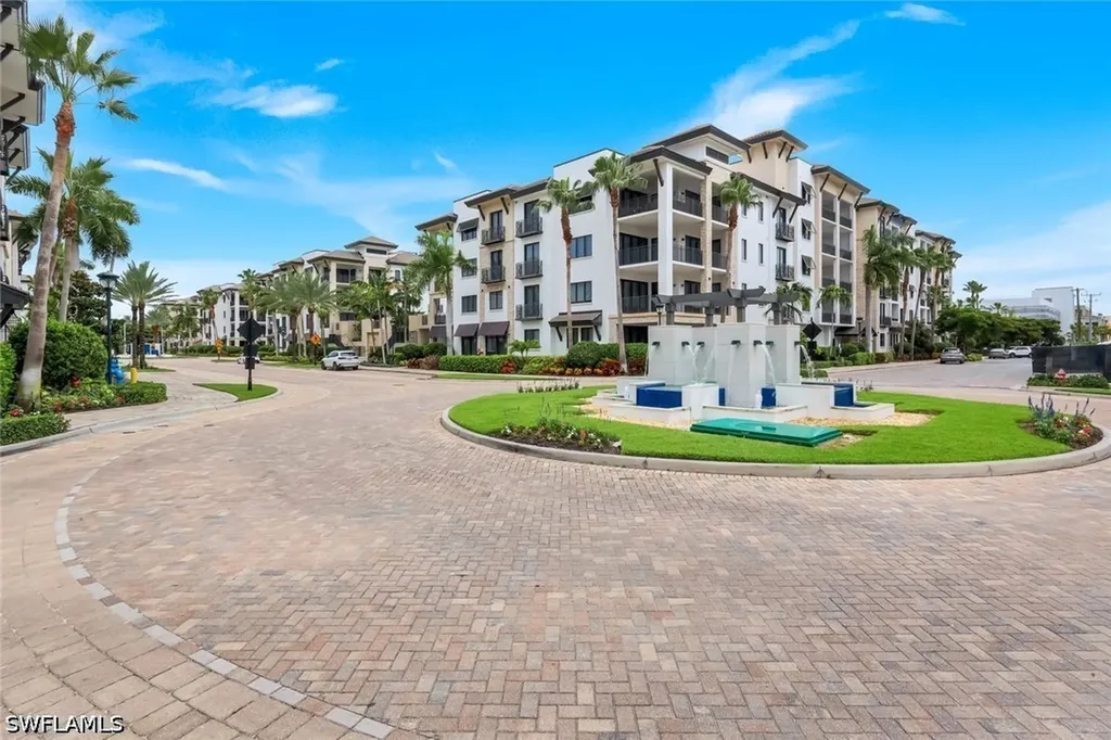 1135 3rd Avenue S Naples FL 34102