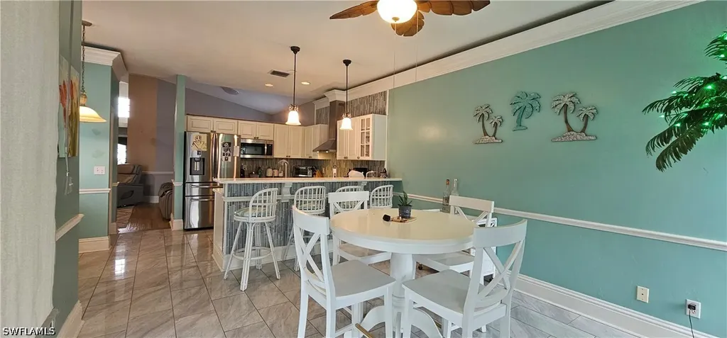 520 Crossfield Circle Naples FL 34104