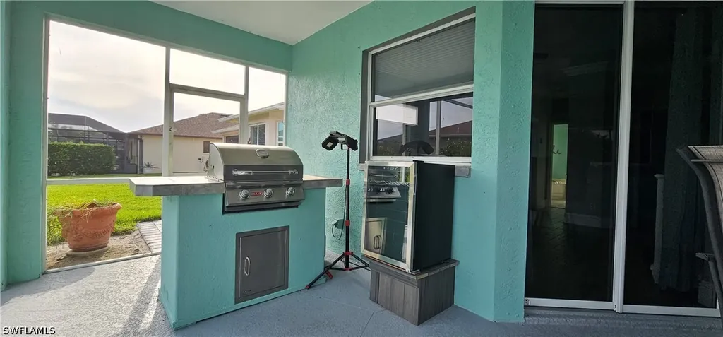 520 Crossfield Circle Naples FL 34104