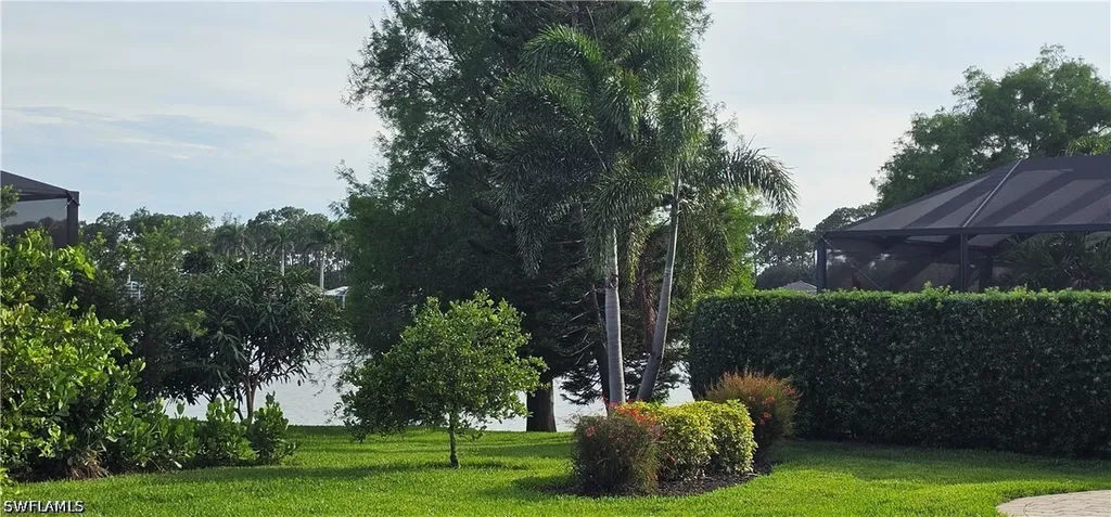 520 Crossfield Circle Naples FL 34104