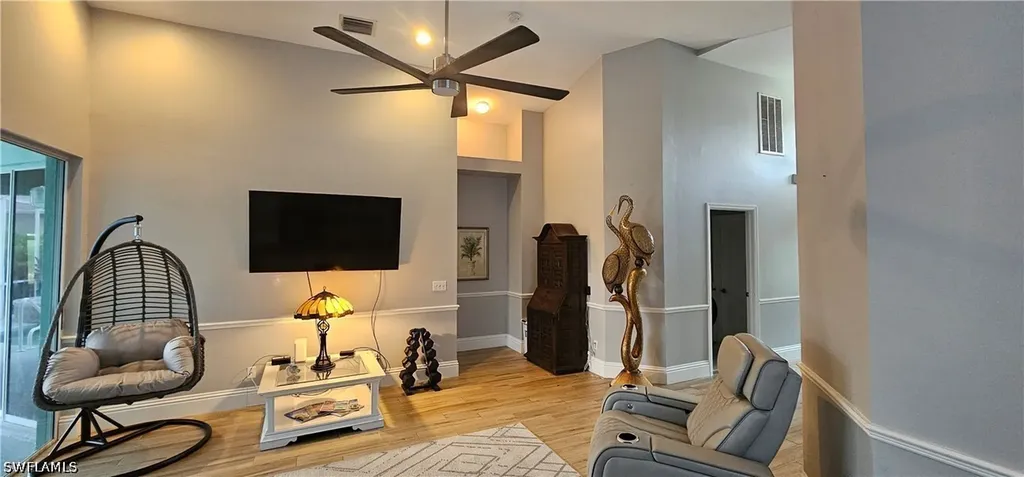 520 Crossfield Circle Naples FL 34104