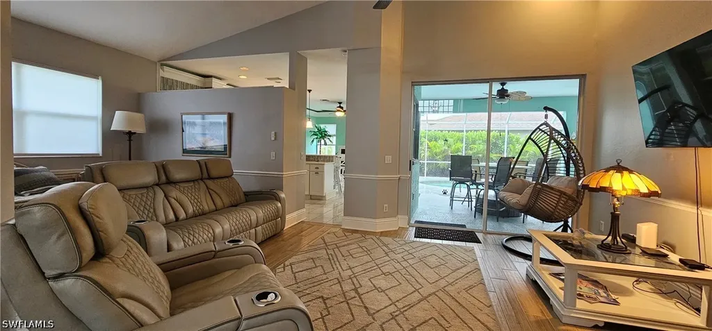 520 Crossfield Circle Naples FL 34104
