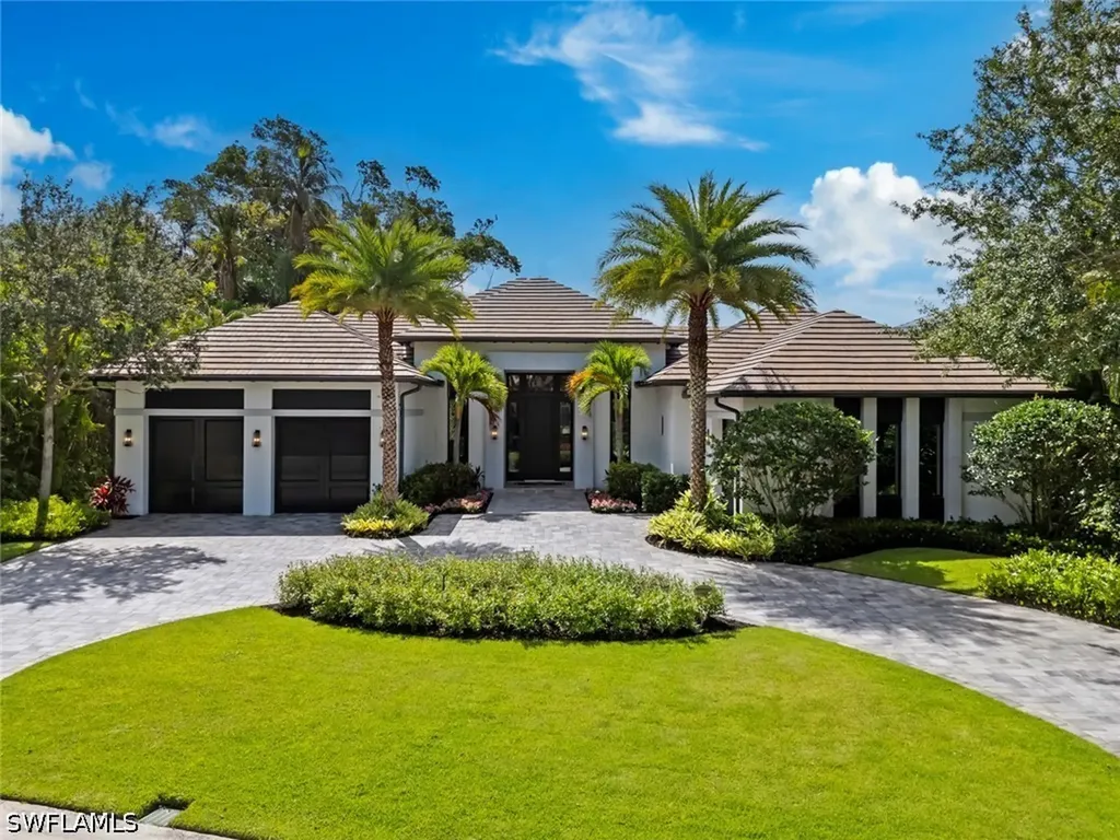 541 Whispering Pine Court Naples FL 34103