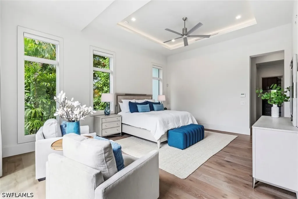 541 Whispering Pine Court Naples FL 34103