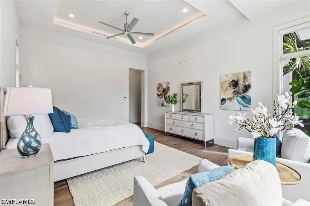 541 Whispering Pine Court Naples FL 34103