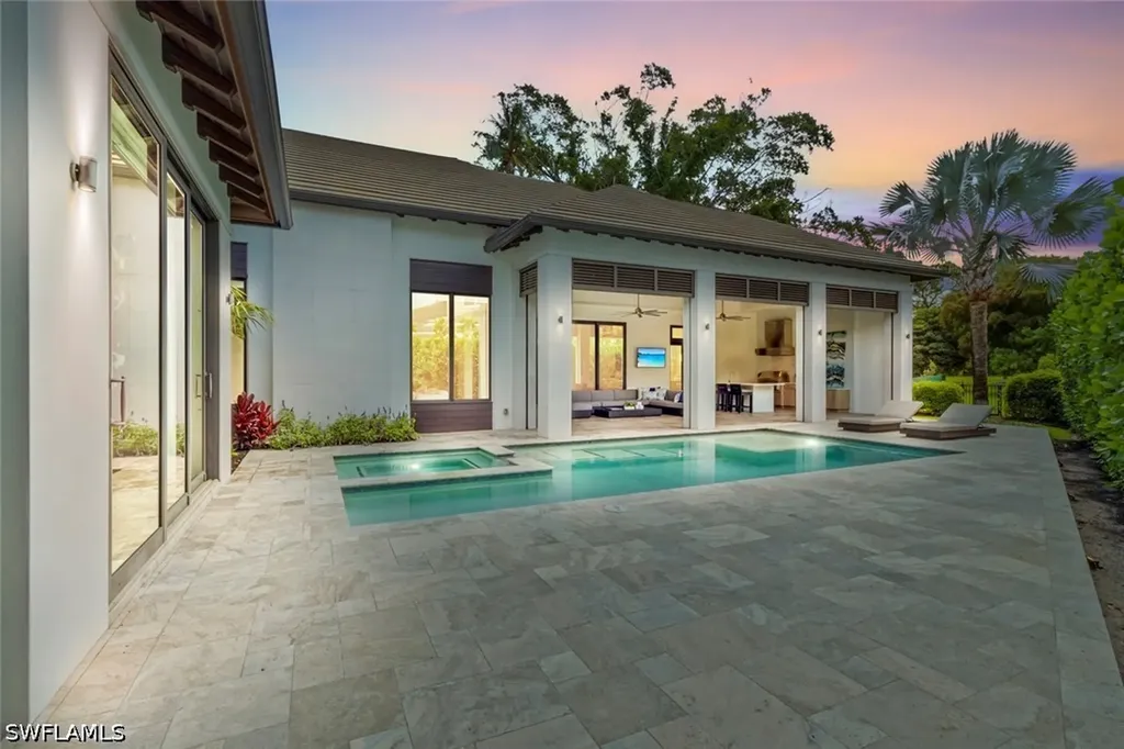 541 Whispering Pine Court Naples FL 34103