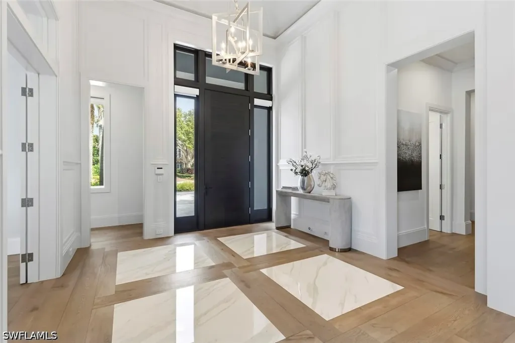 541 Whispering Pine Court Naples FL 34103