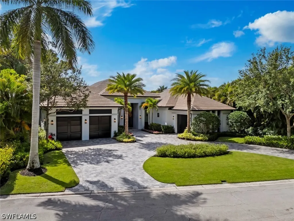 541 Whispering Pine Court Naples FL 34103