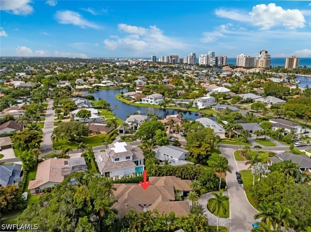 541 Whispering Pine Court Naples FL 34103