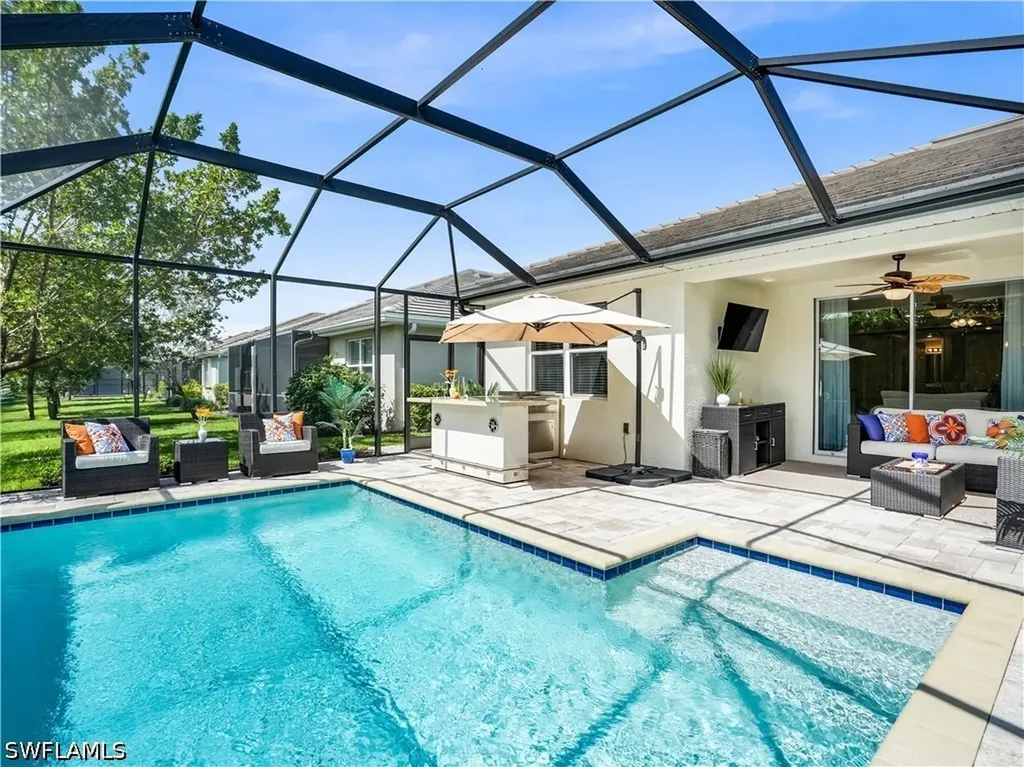 14695 Edgewater Circle Naples FL 34114