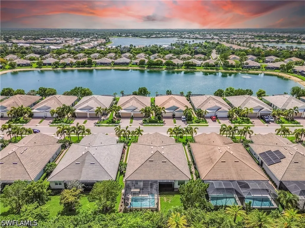 14695 Edgewater Circle Naples FL 34114
