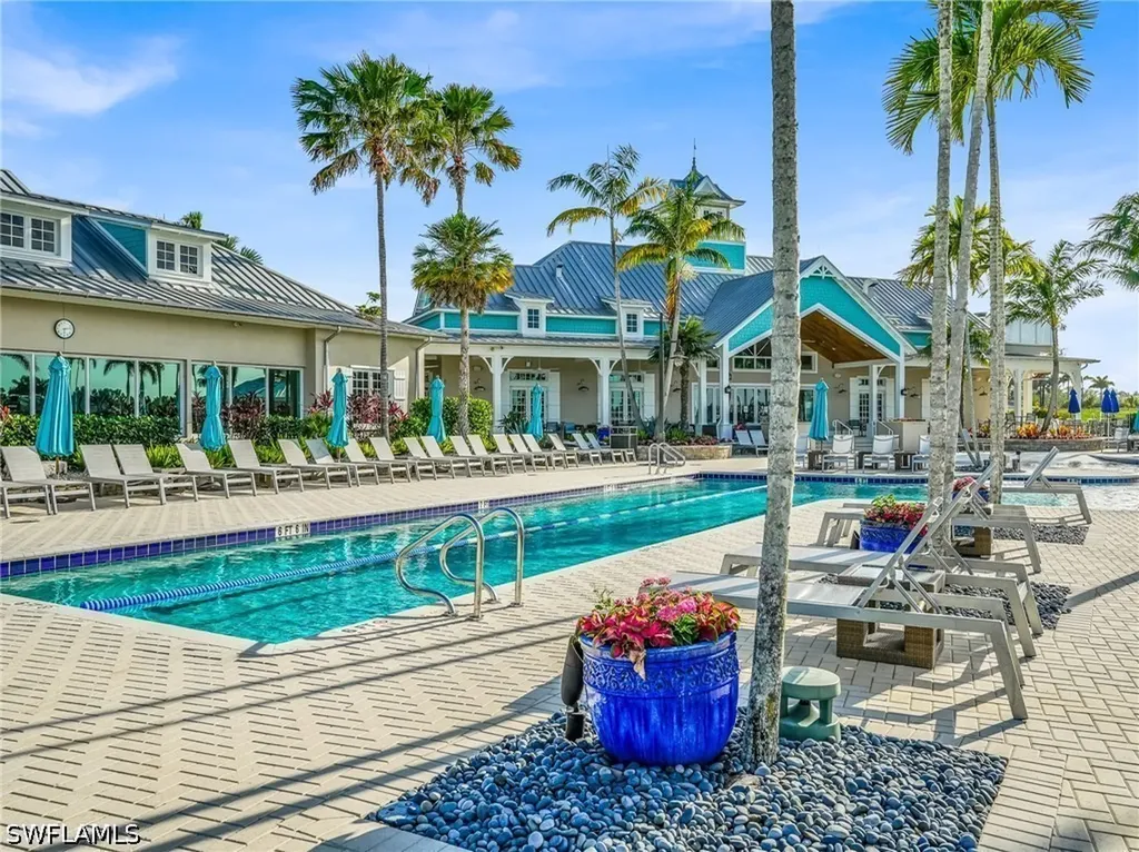 14695 Edgewater Circle Naples FL 34114